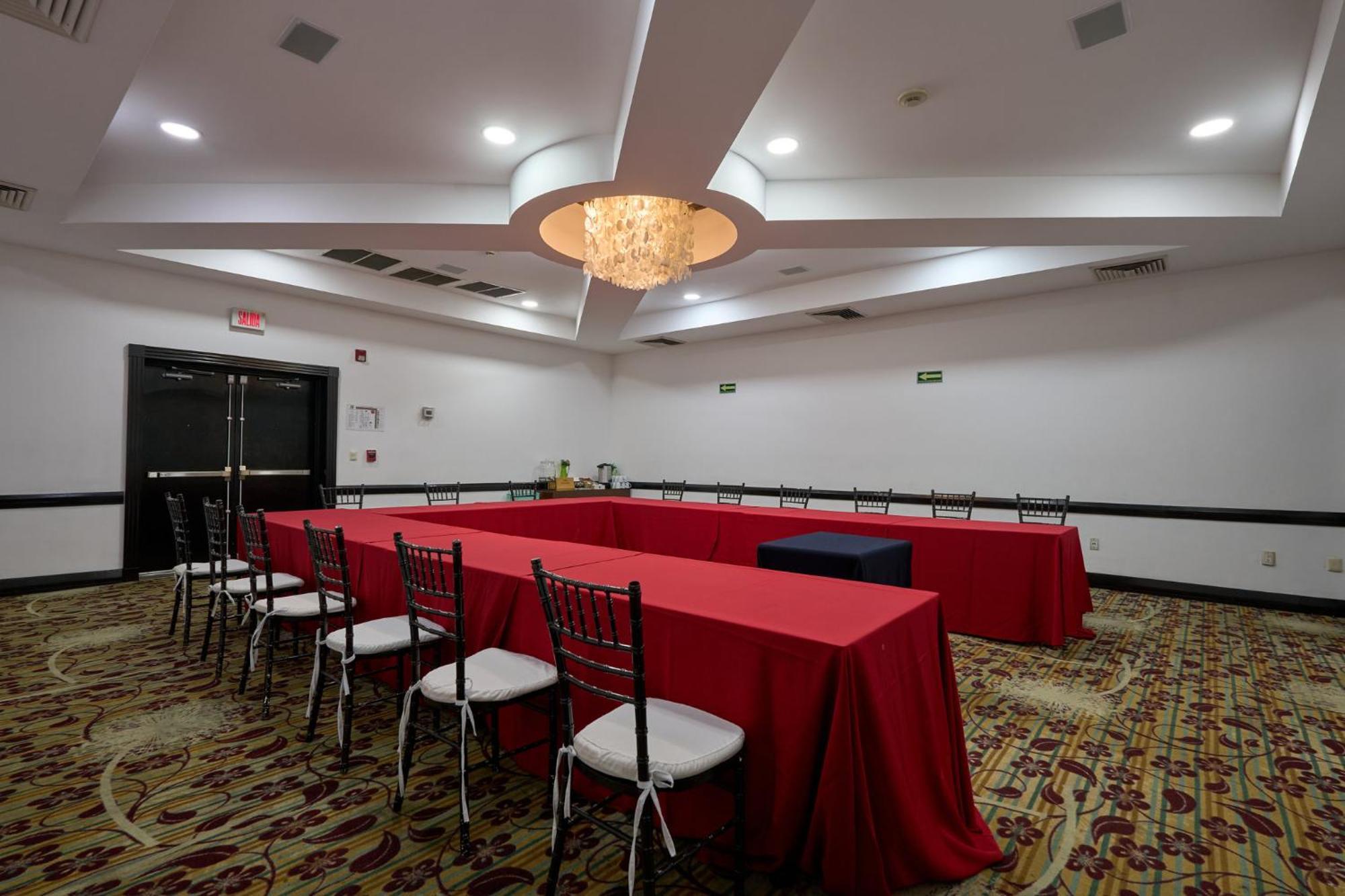 Holiday Inn Tuxtla Gutierrez By Ihg Exterior photo