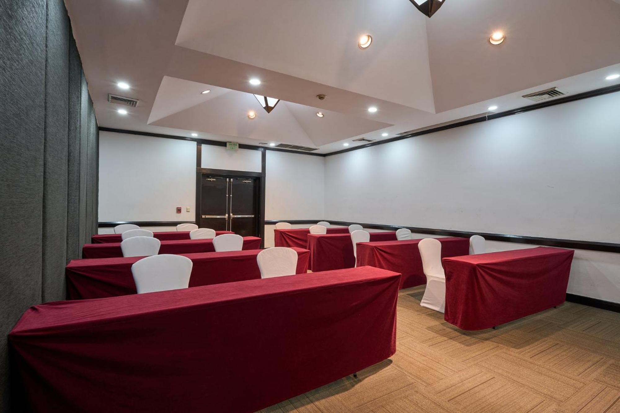 Holiday Inn Tuxtla Gutierrez By Ihg Exterior photo